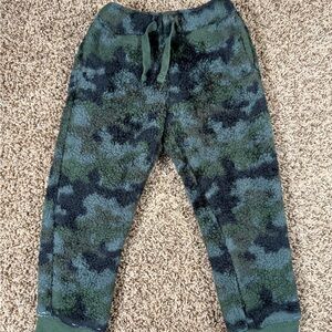 Cat & Jack Camouflage Fleece Joggers